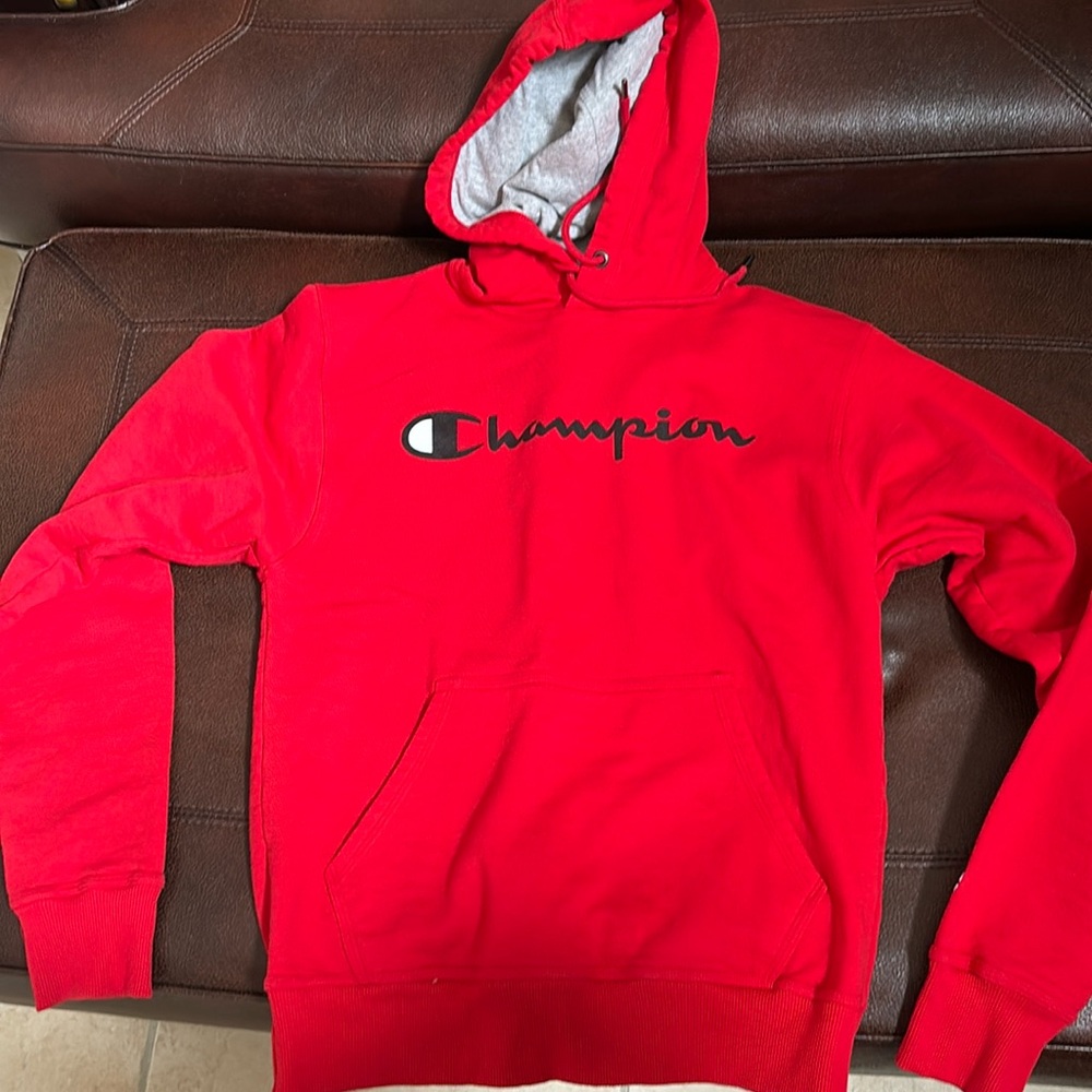 Champion Adult Small Red Hoodie! Amazing condition!